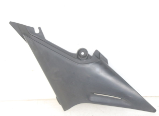 CACHE SOUS SELLE DROIT