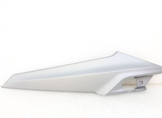 CACHE SOUS SELLE GAUCHE