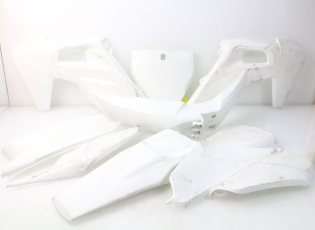 CARROSSERIE CARENAGE COMPLET