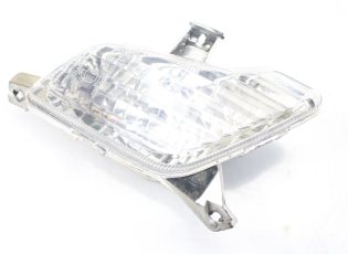 CLIGNOTANT AVANT DROIT