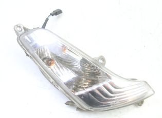 CLIGNOTANT AVANT DROIT