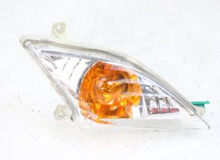 CLIGNOTANT AVANT DROIT