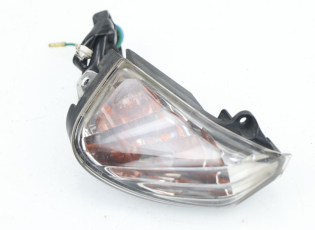 CLIGNOTANT AVANT DROIT