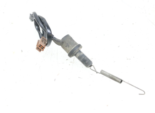 CONTACTEUR FEU STOP ARRIERE