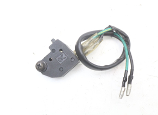 CONTACTEUR FEU STOP DROIT