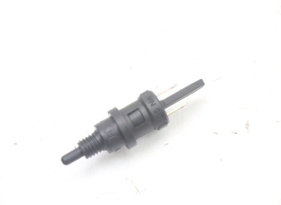 CONTACTEUR FEU STOP DROIT