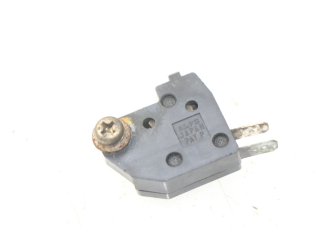 CONTACTEUR FEU STOP DROIT