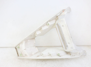 FACE AVANT INFERIEUR