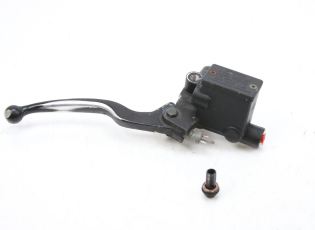 MAITRE CYLINDRE AVANT