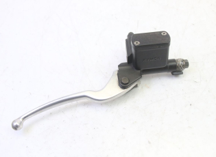 MAITRE CYLINDRE AVANT