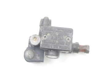 MAITRE CYLINDRE AVANT