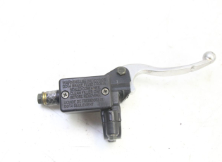 MAITRE CYLINDRE AVANT