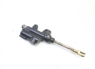 MAITRE CYLINDRE FREIN ARRIERE