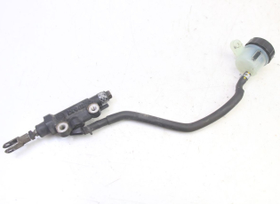 MAITRE CYLINDRE FREIN ARRIERE