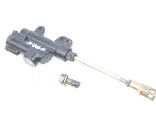 MAITRE CYLINDRE FREIN ARRIERE