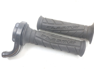 POIGNEE ACCELERATEUR