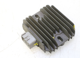 REGULATEUR CHARGE