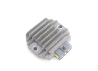 REGULATEUR CHARGE