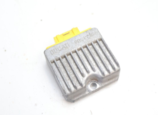 REGULATEUR CHARGE