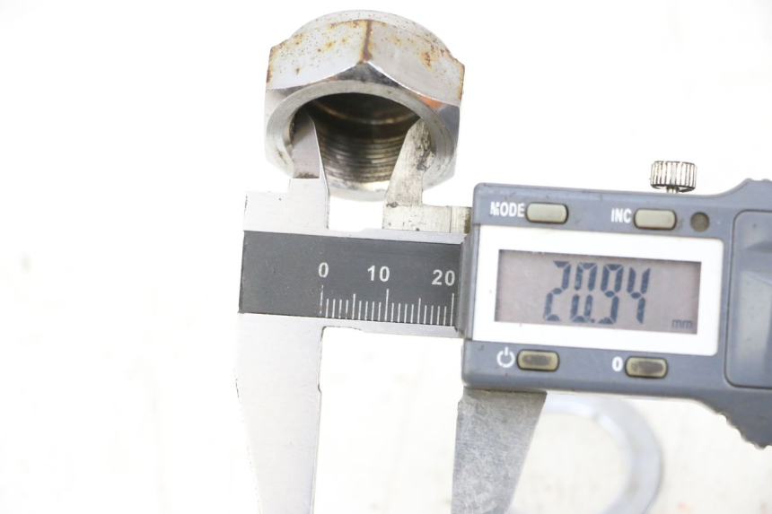 photo de GABELKRONE MUTTER MAG POWER BOMBERS 4T 50 (2016 - 2026) - Detailansicht des Bauteils