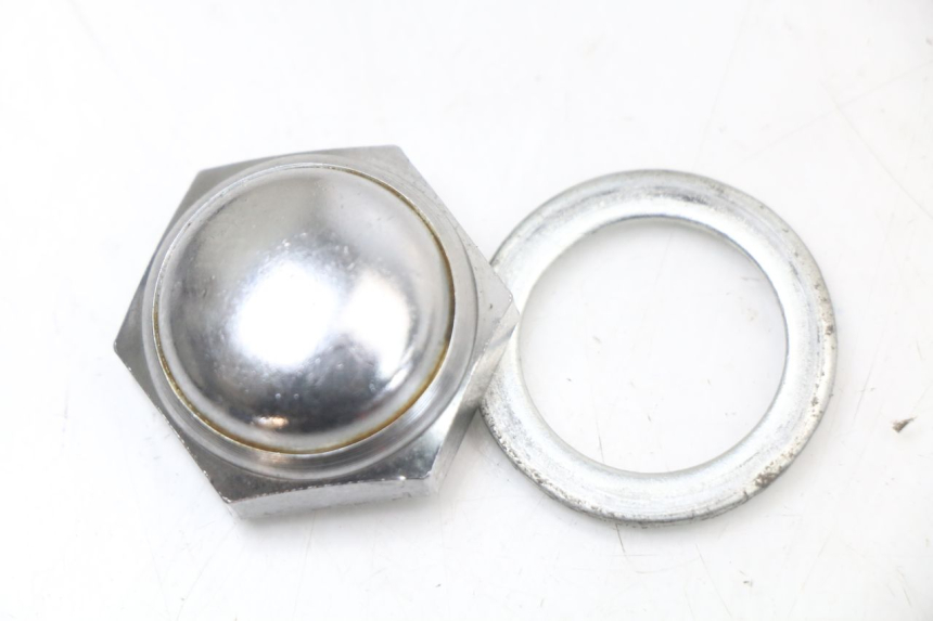 photo de GABELKRONE MUTTER HYOSUNG GTR 125 (2006 - 2008) - Detailansicht des Bauteils