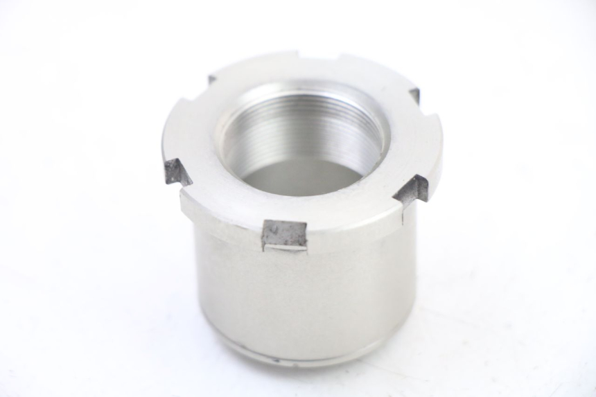 photo de GABELKRONE MUTTER YAMAHA TRACER 7 700 (2020 - 2024) - Technische Nahaufnahme