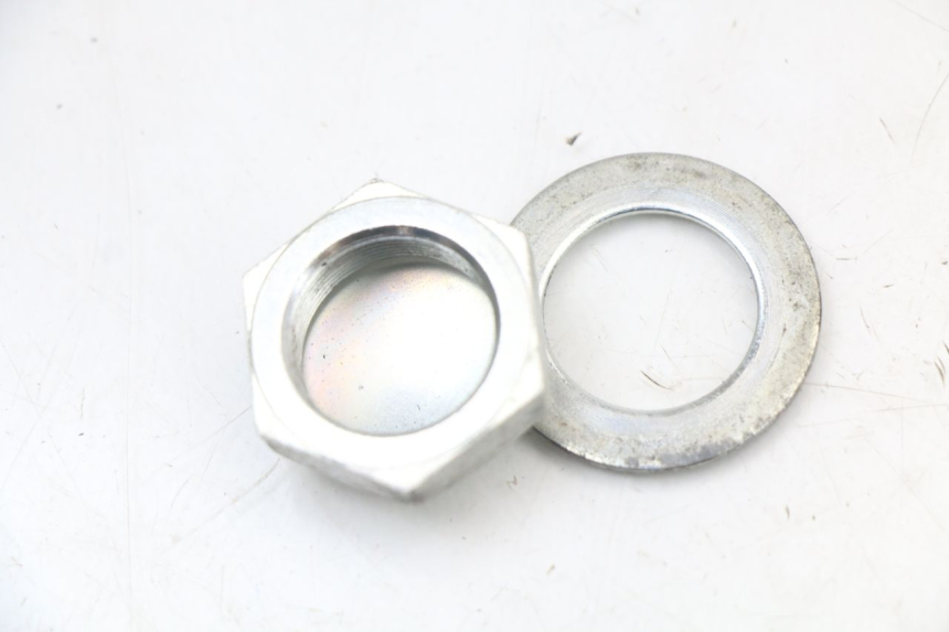 photo de GABELKRONE MUTTER SUZUKI VL INTRUDER 125 (2004 - 2007) - Zoom auf Gebrauchszustand