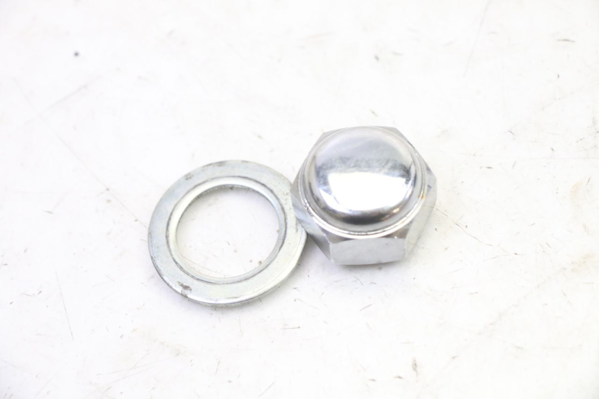 photo de GABELKRONE MUTTER YAMAHA XJ6 ABS 600 (2008 - 2016) - Detailansicht des Bauteils