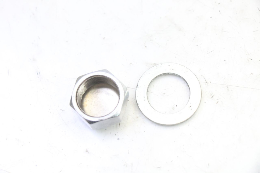 photo de GABELKRONE MUTTER YAMAHA XJ6 ABS 600 (2008 - 2016) - Technische Nahaufnahme