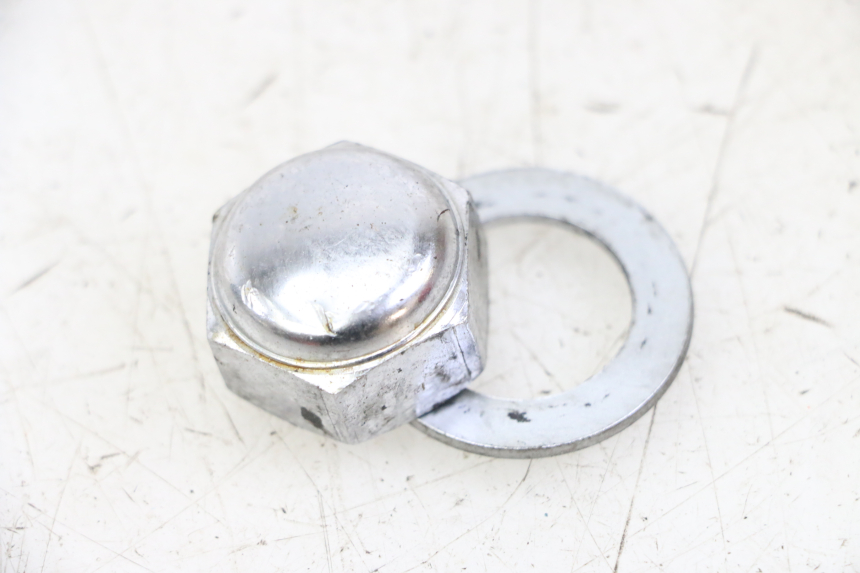 photo de GABELKRONE MUTTER YAMAHA FZS FAZER 600 (2001 - 2003) - Hauptansicht