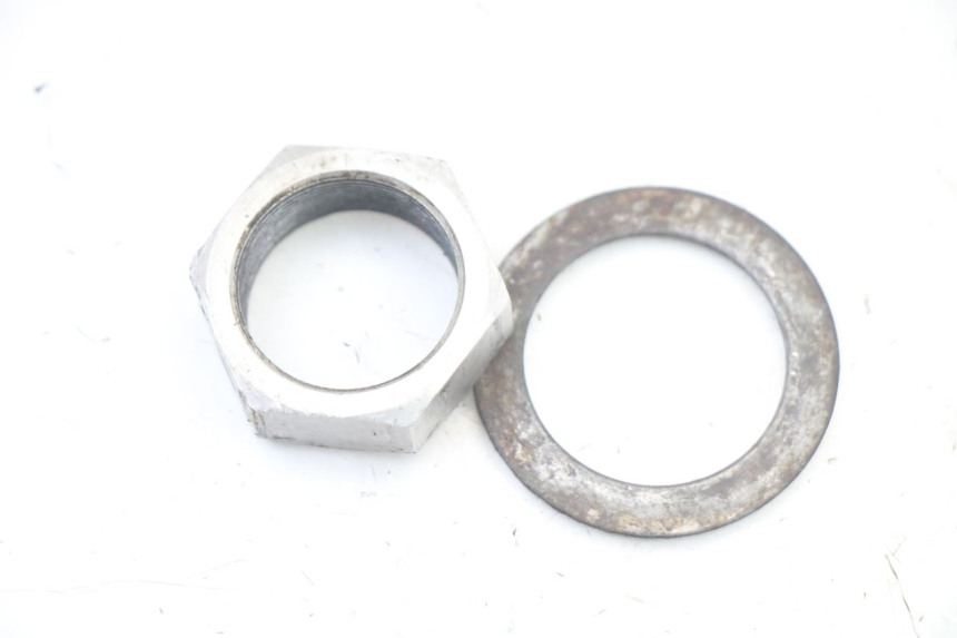 photo de GABELKRONE MUTTER YAMAHA YZ 125 (2006 - 2016) - Zoom auf Gebrauchszustand