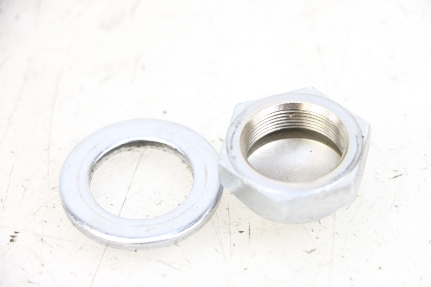 photo de GABELKRONE MUTTER KAWASAKI ZR 7 750 (1999 - 2004) - Zoom auf Gebrauchszustand