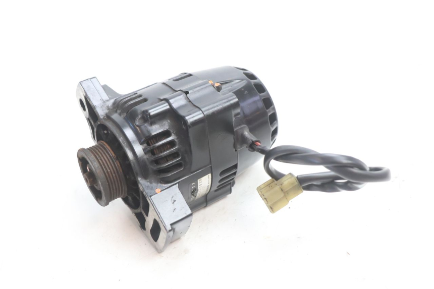 photo de LICHTMASCHINE KAWASAKI GPX F ZX750F 750 (1986 - 1990) - Detailansicht des Bauteils