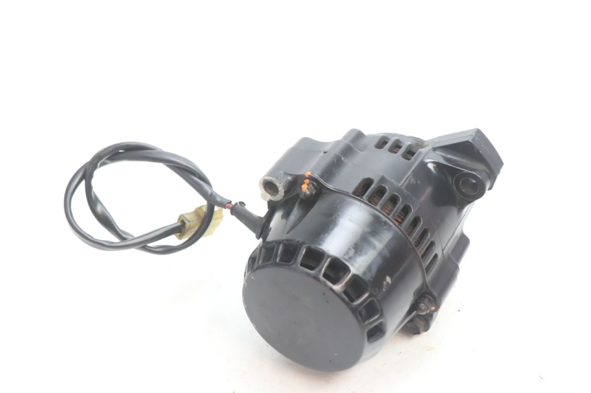 photo de LICHTMASCHINE KAWASAKI GPX F ZX750F 750 (1986 - 1990) - Zoom auf Gebrauchszustand