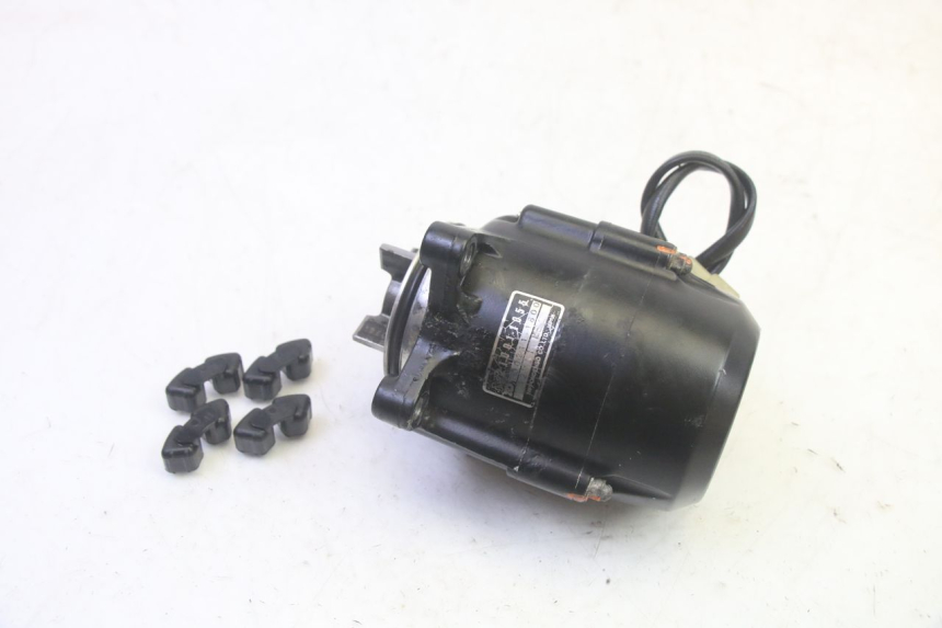 photo de LICHTMASCHINE KAWASAKI GPZ RX 1000 (1986 - 1988) - Details der Befestigungspunkte