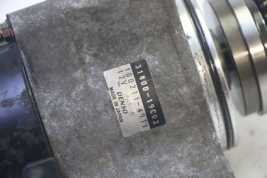 photo de LICHTMASCHINE SUZUKI GSF N BANDIT 600 (1996 - 1999) - Details der Befestigungspunkte