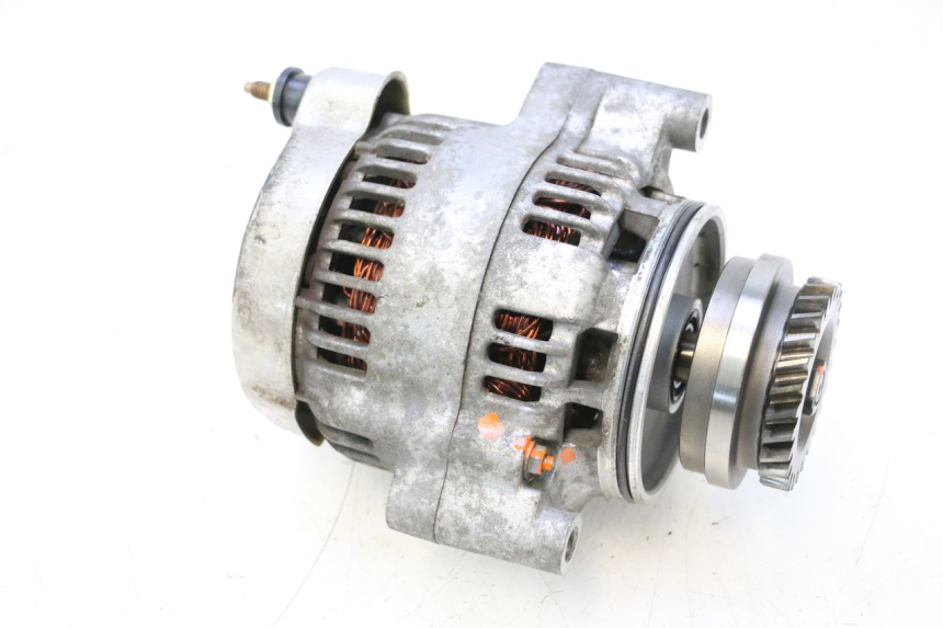 photo de LICHTMASCHINE SUZUKI GSF N BANDIT 1200 (2001 - 2005) - Oberflächenzustand und Material