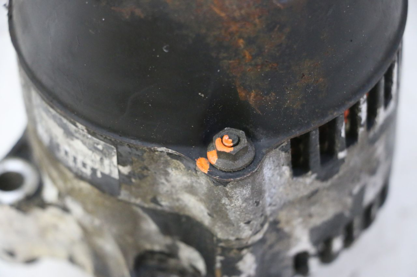 photo de LICHTMASCHINE TRIUMPH SPRINT 900 (1995 - 1998) - Zoom auf Gebrauchszustand