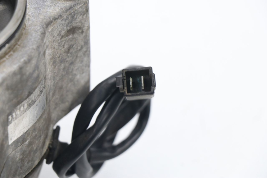 photo de LICHTMASCHINE SUZUKI GSXF GSX F 600 (1988 - 1997) - Alternative Perspektive