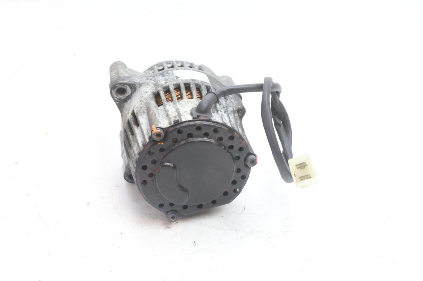 photo de LICHTMASCHINE YAMAHA XJR 1300 (1998 - 2002) - Technische Nahaufnahme