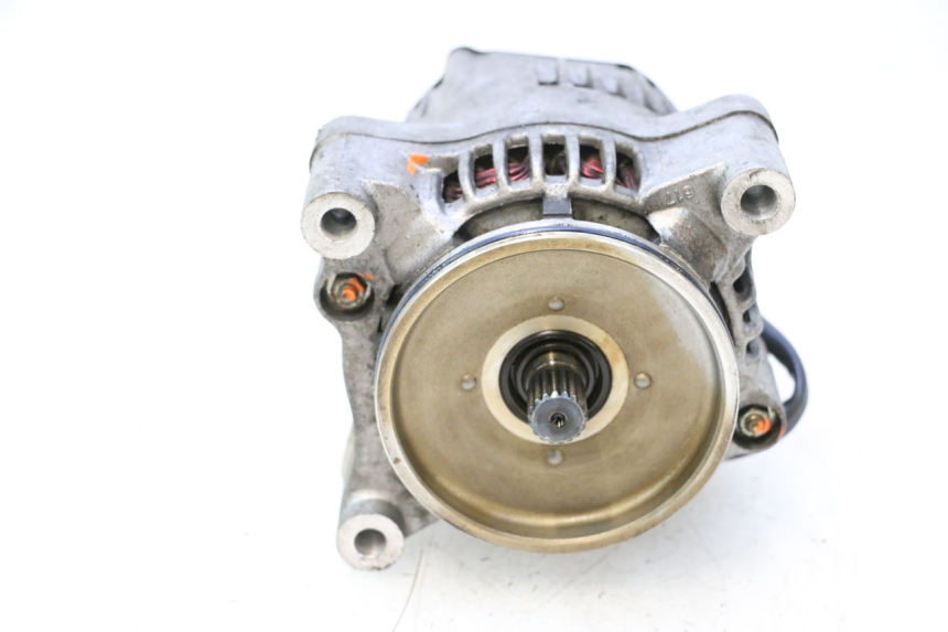 photo de LICHTMASCHINE YAMAHA YZF R GENESIS 750 (1993 - 1998) - Geprüftes Gebrauchtteil