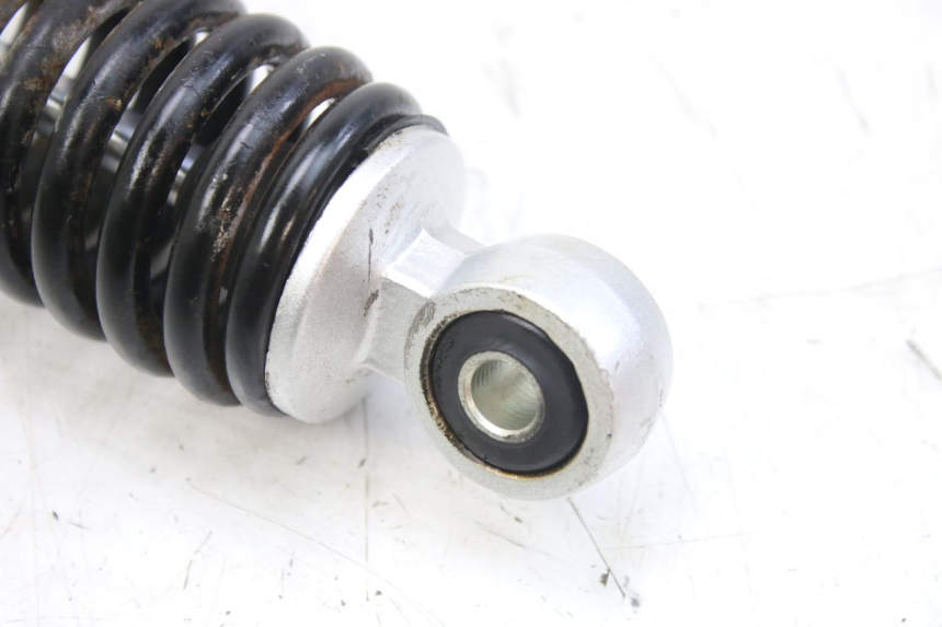 photo de HINTERER STOßDäMPFER KYMCO AGILITY 4T 50 (2005 - 2018) - Zoom auf Gebrauchszustand