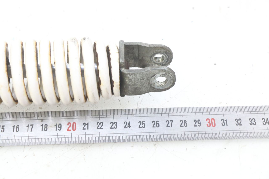 photo de HINTERE FEDERUNG YAMAHA BW'S NAKED 50 (2008 - 2019) - Zoom auf Gebrauchszustand