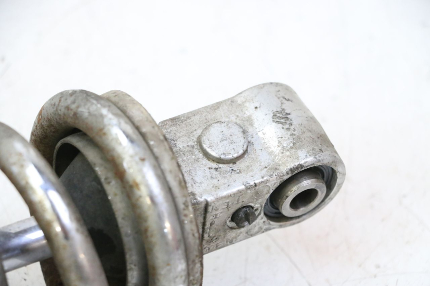 photo de HINTERE FEDERUNG HONDA CBR RR FIREBLADE 900 (1992 - 1994) - Zoom auf Komponenten