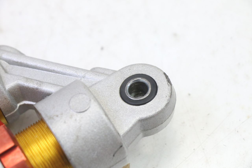 photo de FEDERBEIN CCR DIRT BIKE 125 - Details der Befestigungspunkte