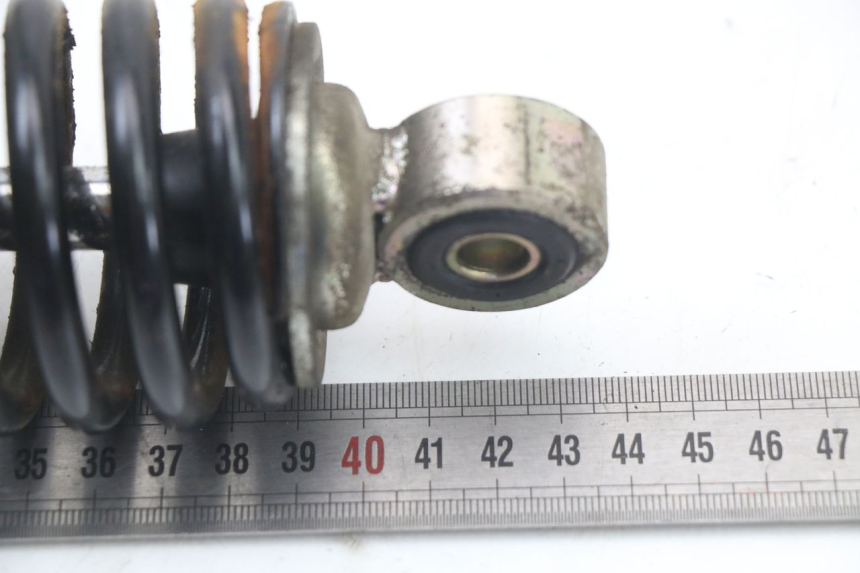 photo de HINTERE FEDERUNG HONDA FES PANTHEON 2T 125 (1998 - 2002) - Zoom auf Gebrauchszustand