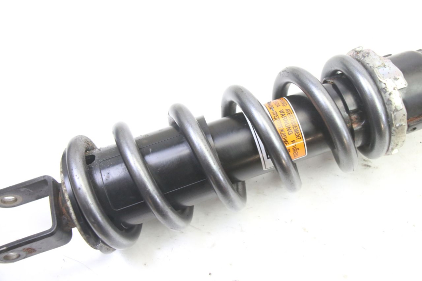 photo de FEDERBEIN SUZUKI GSR 750 (2011 - 2017) - Zoom auf Gebrauchszustand