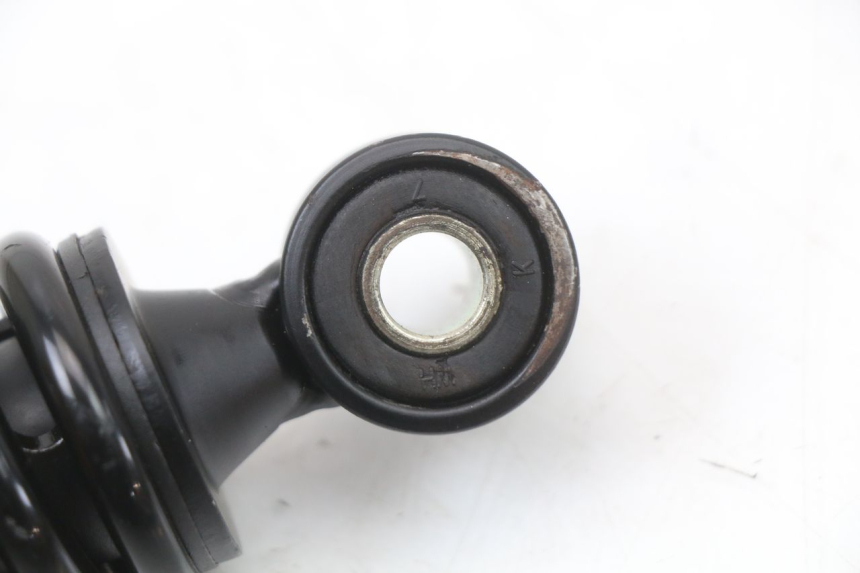 photo de HINTERE FEDERUNG PEUGEOT KISBEE 4T 50 (2018 - 2022) - Details der Befestigungspunkte