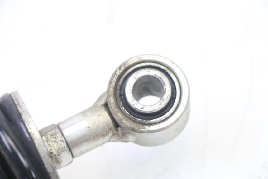 photo de HINTERER STOßDäMPFER PIAGGIO NEW TYPHOON 50 (2018 - 2021) - Details der Befestigungspunkte