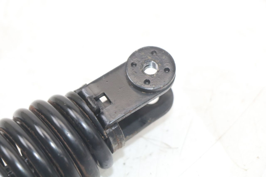 photo de HINTERE FEDERUNG PEUGEOT LUDIX 50 (2005 - 2007) - Details der Befestigungspunkte